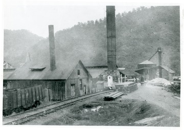 Evaporating sheds for salt.