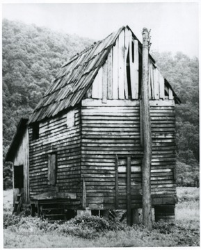 A building that is believed to be a salt dryer.