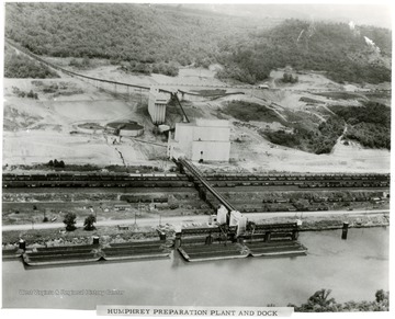 Humphrey Preparation Plant and Dock situated next to the river and railraod tracks. 