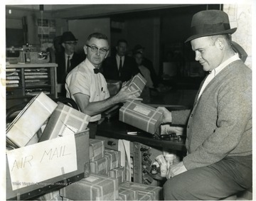 'Man in hat, Earl Albertazzi.'