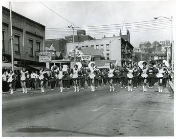 Members in the front row include from left to right: 'Robin Core, Nancy Capelli, Mary Ann Horton, Patty Palumbo, Katy Muffly, Karen Suarez.'