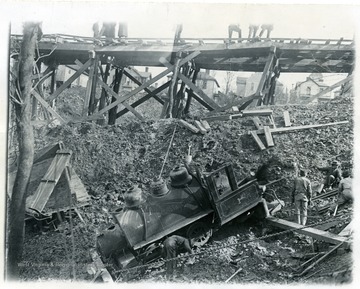 Railroad workers are cleaning up a train accident in Morgantown, West Virginia.