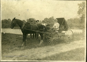 'Compliments of the Oakland Country Club, Cheat River, 1906.'