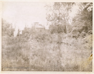 A view of May Moore Mansion on Rt. 2 up Ohio River Road from Huntington, W. Va.