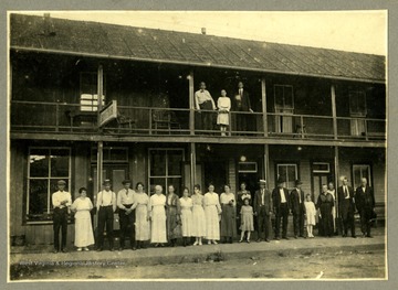 Those identified are: Mr. Hibbs, Mrs. Hibbs, Mr. Harry Lewise, Mr. Vincent, Mary Vincent, Mrs. Williams, Mrs. Hamilton, Miss. P. Arnett, Miss Lily Hibbs, Mrs. Harry Lewis, Mrs. S. Field, Mr. & Mrs. Redcliffe & Dts., Mr. S., Mr. Vieeson, Mrs. Mallahaw, Mrs. Davis, Clayton Harrison, W. Rawson. (in no particular order)