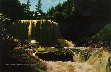 Published by Grafton Souvenir. (From postcard collection legacy system.)