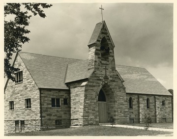 New Bethel Methodist Church was organized between 1784 and 1786.  The church burned in 1942.  The church then met in the community hall until August 1948. Money was raised and the present stone church was dedicated in 1948.