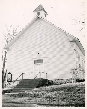 The church was first called Booths Creek and later changed to Middleville.  It was organized in 1825.