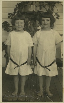 Beatrice and Olive Virginia Lambert on their family farm. 