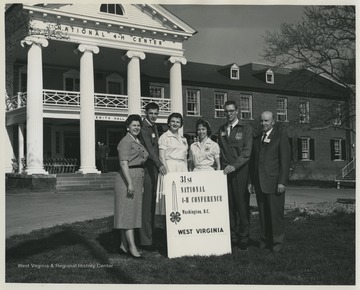 West Virginia 4-H representatives at the 31st National 4-H Conference in Washington, D.C.