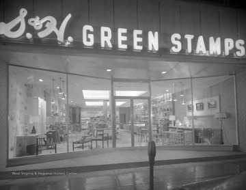 Street view of the store's entrance. The store sells home decor items, appliances, and tools. 