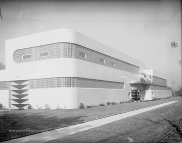 Conlon Bakery, home of Butter-Krust Bread, is an example of Art Deco design and was, at one point, the "world's most modern bakery."