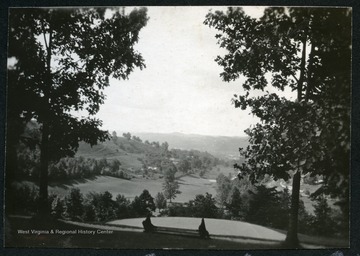 Scenery outside of Edgewood Country Club near Nitro. W. Va.