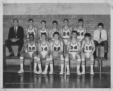 Freshman TeamFront row left to right: Mike Link, Dave Rogers, Dave Horton, Harold "Swifty" Shaver, Bob SollyBack row left to right: Coach Tom Kurczak, Robert Thompkins, Doug Hostetler, Bob Bond, Gaylord Stump, Dale Davenport, Steve McKay12-2 Record