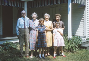 Left to right: Leonard Otis Dotson, Vashti Lee Johnson Dotson, Linda Warden, Loxie Lee Dotson Borror, Barbara Lee Borror Warden, and Janet Warden. Janet and Linda are daughters of Barbara, who is the daughter of Loxie, who is the daughter of Leonard and Vashti.