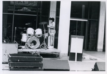 Band setting up at the Block Bork protest.