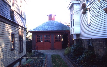 443-447 Park Street.Built in 1912. Garage. Appears on Sanborn fire maps in 1921, 1927.