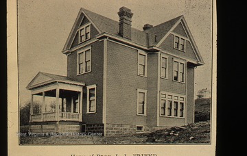 104 Maple Avenue.Built circa 1915. First identified owner was Lloyd L. Friend. Appears on Sanborn fire maps in 1921 and 1927.