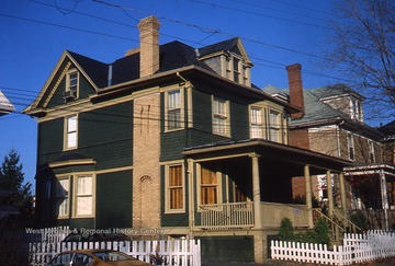 225 Wilson AvenueBuilt circa 1906. First identified owner was Mary L. Hennen (1910). Appears on Sanborn fire map in 1911, 1921, 1927.