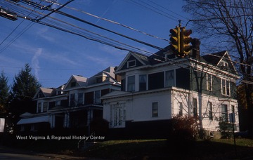 Built in 1906. First owners were Cora Miller and Lucy Donley. Appears on Sanborn fire map in 1906,1911,1921,1927.