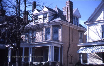 213 Grand StreetBuilt circa 1901. First identified owner was Benjamin S. Dering. Appears on Sanborn fire map in 1906,1911,1921,1927.