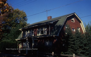 203 Jackson StreetBuilt circa 1930. First identified owner was Professor Edward S. Maclin. Appears on Sanborn fire map in 1927.