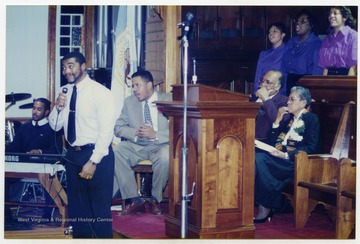 A group of speakers, including Ancella Bickley, at the NAACP-HFNHP convention.