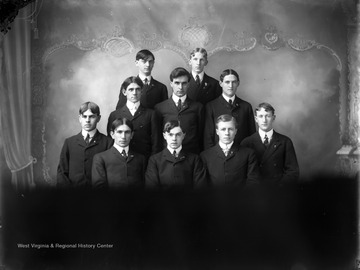 A WVU group portrait.