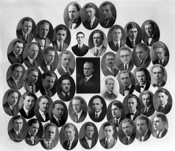 A WVU group portrait.